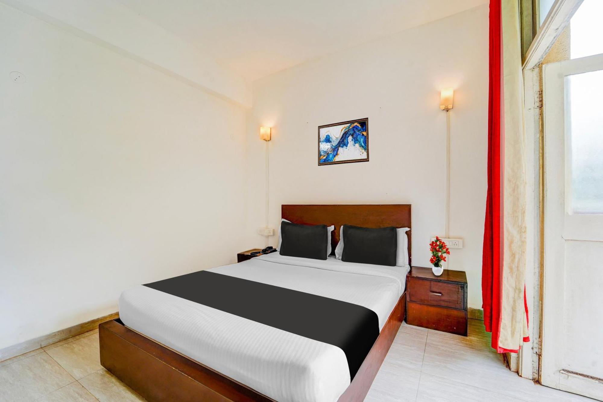 Super Townhouse Calangute - Baga Circle Formerly Park Avenue Экстерьер фото