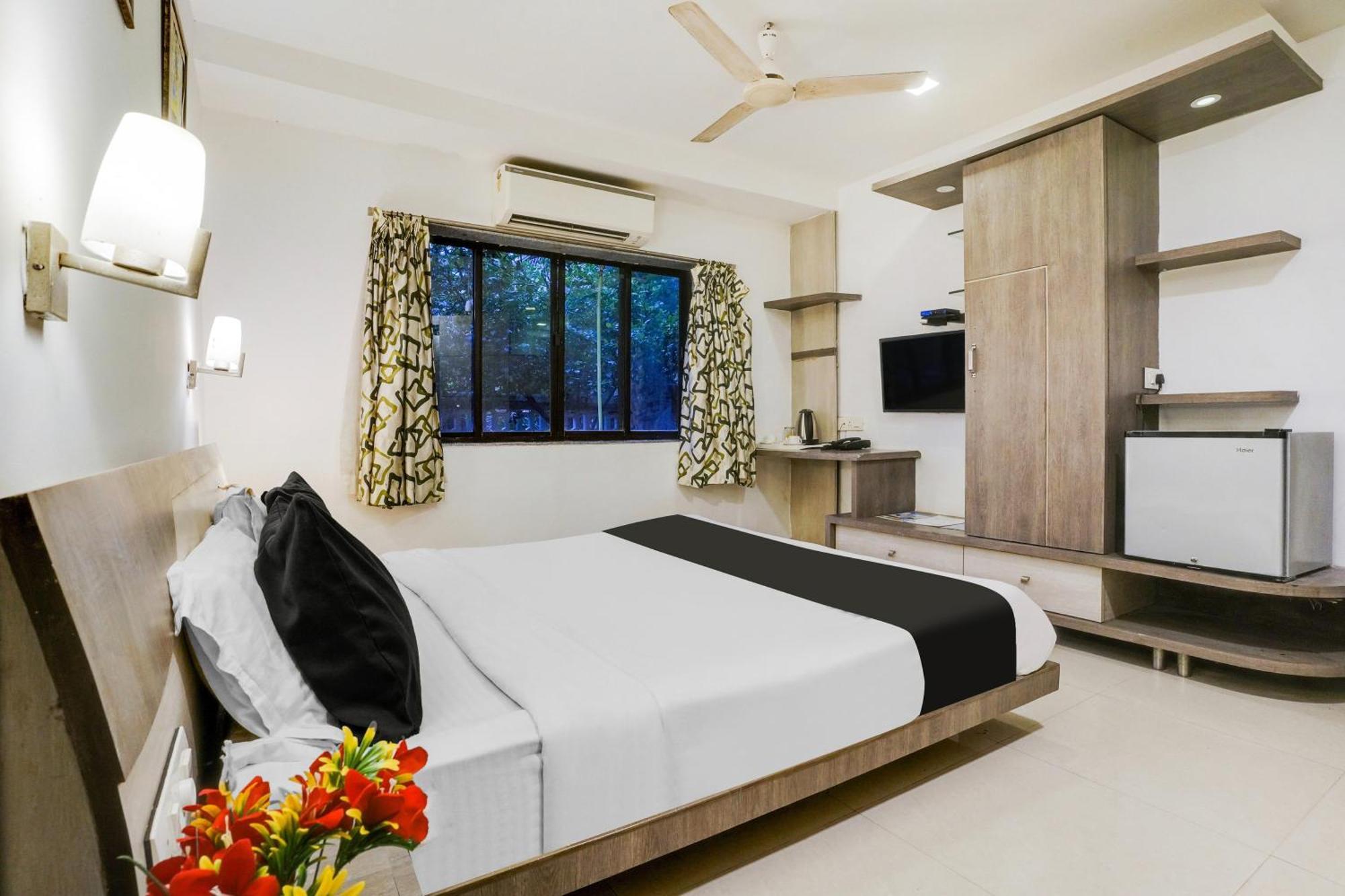 Super Townhouse Calangute - Baga Circle Formerly Park Avenue Экстерьер фото